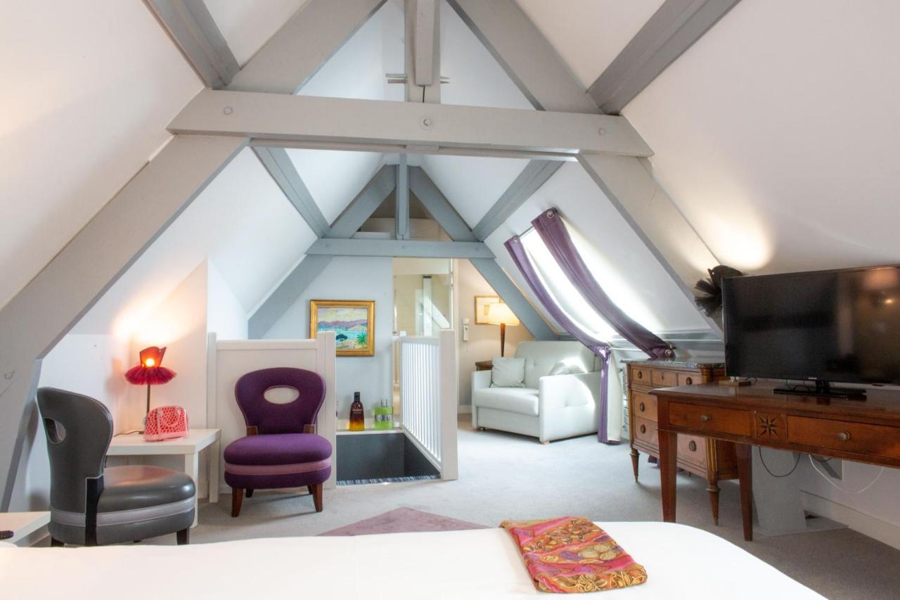 - Au Charme Rabelaisien Hotel 4*